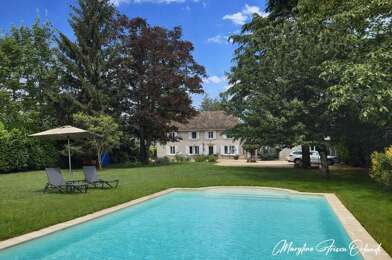 Maison 10 pièces 735000 €