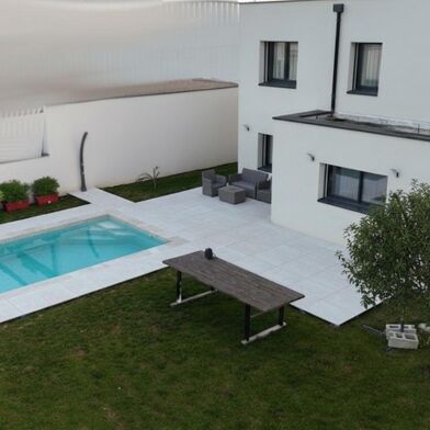 Maison 6 pièces 430000 €