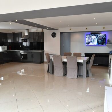 Maison 4 pièces 399000 €