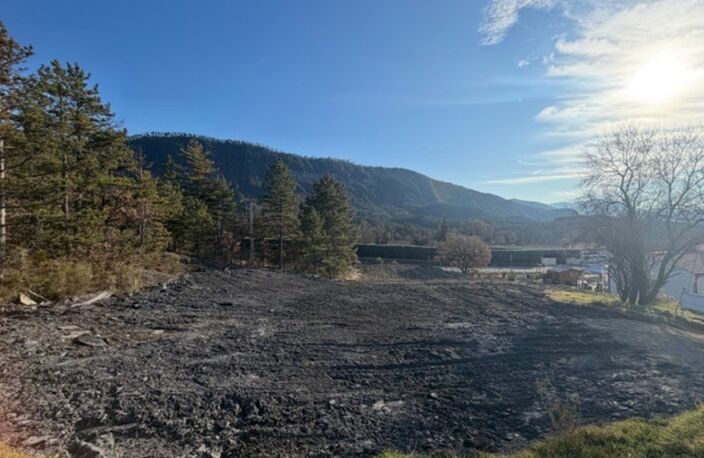 A vendre DERNIER TERRAIN viabilisé de 2703m² au Brusquet (04420) — photo 2
