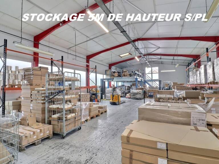 LOCAUX D ACTIVITES INDEPENDANT + STOCKAGE ET BUREAUX SURFACE TOTAL 1100M2 SUR PARCELLE TOTAL 2800M2 ACCES POIDS LOURDS — photo 1