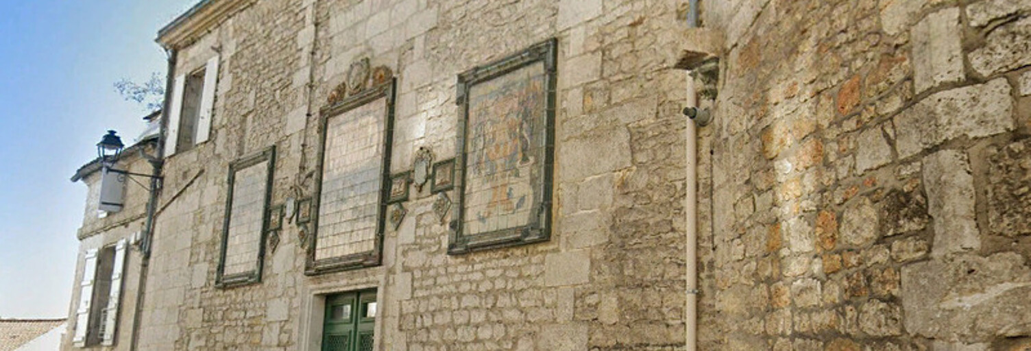 Immeuble  387 m² à vendre à Angoulême (16000)