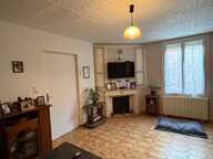 MAISON DE VILLAGE AVEC DÉPENDANCES - GRAND POTENTIEL — photo 3