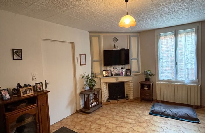 MAISON DE VILLAGE AVEC DÉPENDANCES - GRAND POTENTIEL — photo 3