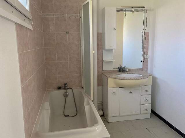 APPARTEMENT 4 PIÈCES – 79,98 M² À PARON — photo du bien