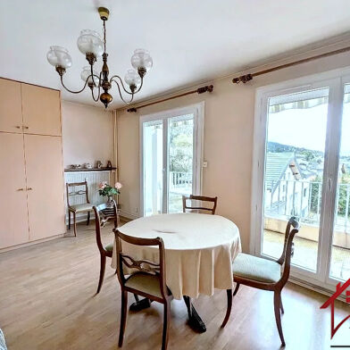 Appartement 3 pièces 106000 €