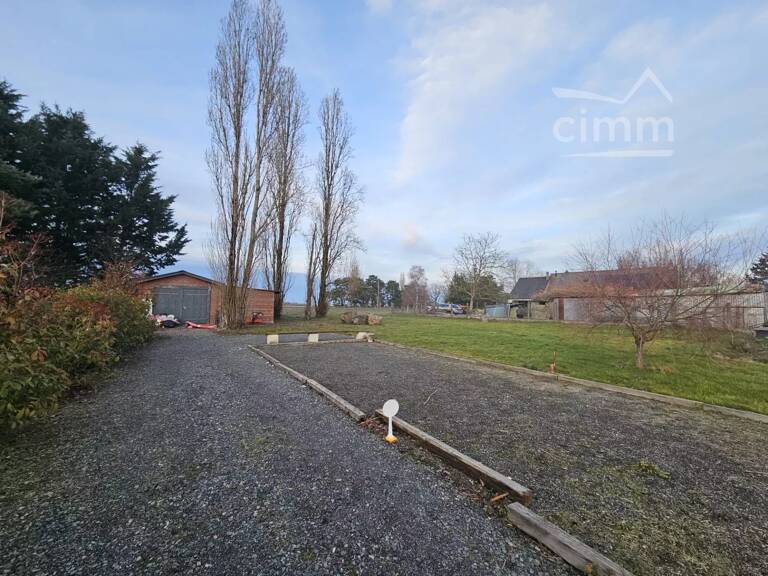 Terrain constructible à DRUYE 950m² (hors lotissement) — photo 1