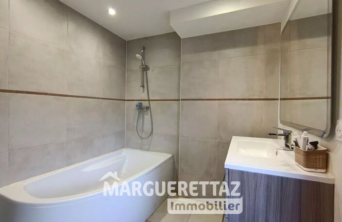 Appartement T2 rénové avec parking et cave — photo 5