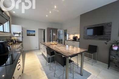 Maison 5 pièces 654600 €