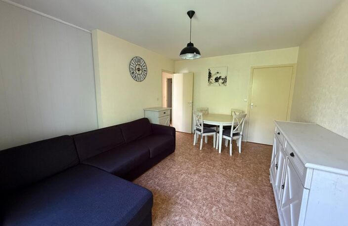 Appartement À Vendre — photo 2