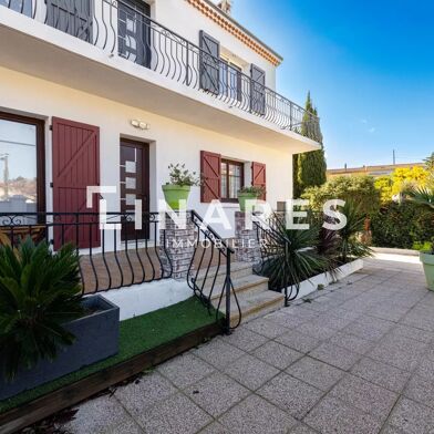 Appartement 4 pièces 310000 €