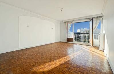Exclusivité - A vendre - Appartement très lumineux - Balcon filant 5 m2 - 4 pièces - 3 chambres - Cuisine indépendante - Salle de bains - Cave et Parking - À proximité des Commerces, Écoles et du RER — photo du bien