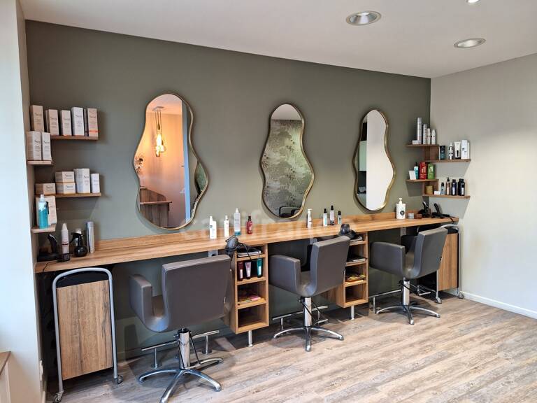 Fonds de commerce Coiffure à vendre LE PERTRE (35) — photo 1