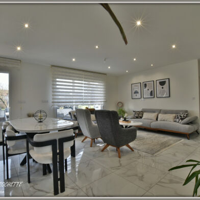 Maison 5 pièces 299900 €