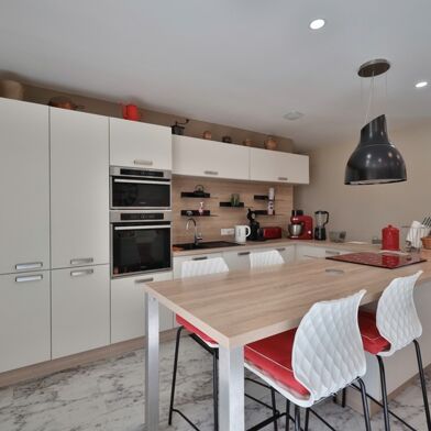 Maison 6 pièces 320000 €