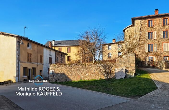 Ancienne auberge à réinventer en maison de famille - Augerolles (63) — photo 4