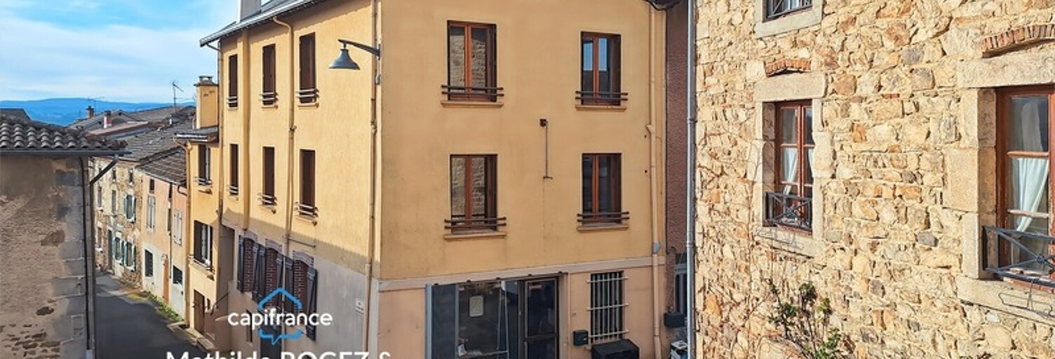 Immeuble  280 m² à vendre à Augerolles (63930)