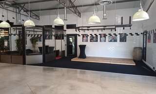 Commerce  62 m² à louer à Éguilles (13510)