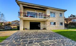 Maison 10 Pièces 225 m² à vendre à Barbezieux-Saint-Hilaire (16300)