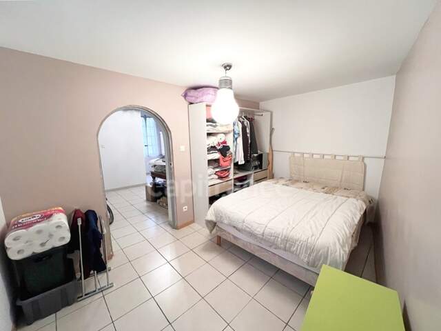 Maison de ville à vendre 5 pièces 104m2 4 chambres centre historique FORCALQUIER (04) — photo du bien