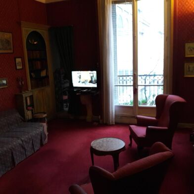 Appartement 1 pièces 850 €