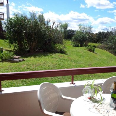 Appartement 2 pièces 700 €