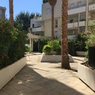 Appartement 1 pièces 870 €