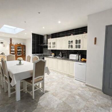 Maison 13 pièces 325000 €