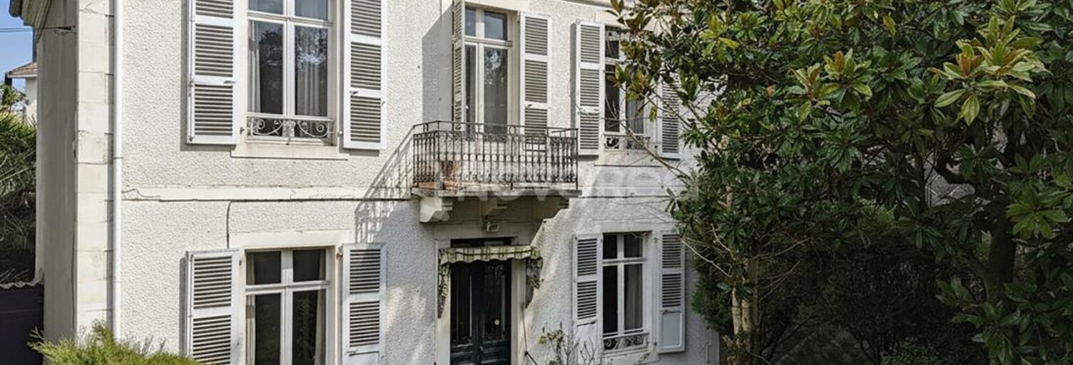 Maison 7 Pièces 211 m² à vendre à Pau (64000)