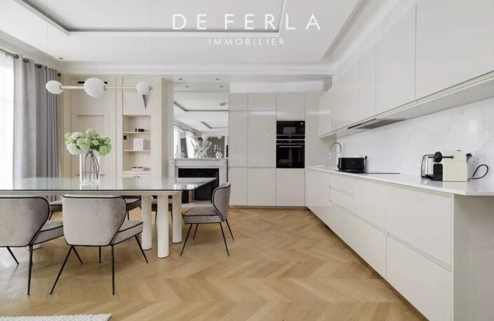 Triangle d'Or - Appartement familial - Paris VIII — photo 3