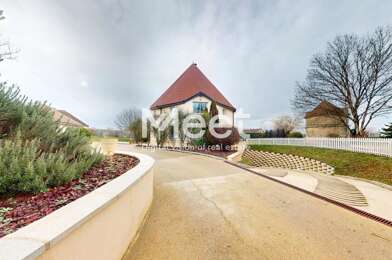 Maison 9 pièces 598000 €