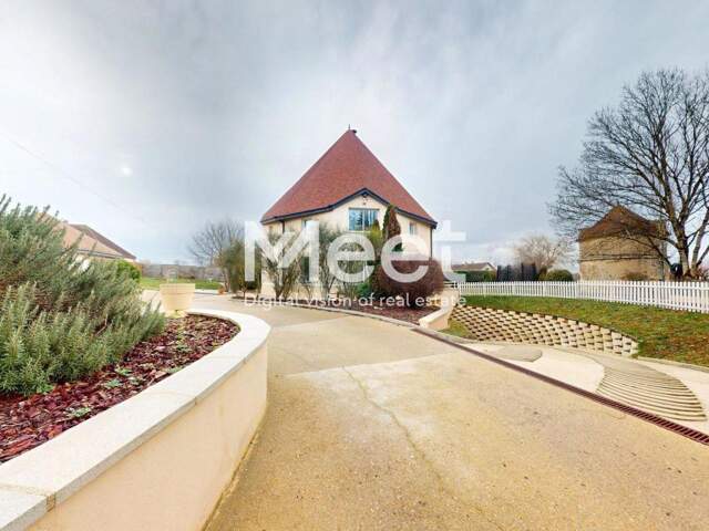 Maison 9 pièces - 5 Chambres - Piscine — photo du bien