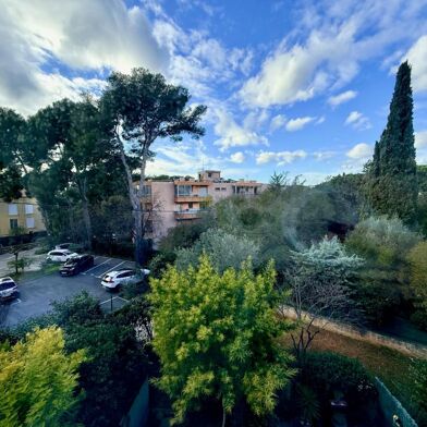 Appartement 1 pièces 830 €