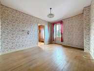 Maison À Vendre - Centre bourg Bourgneuf — photo 2