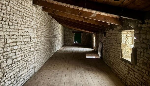 Villa / Maison 8 pièces  à vendre Bourgneuf 17220