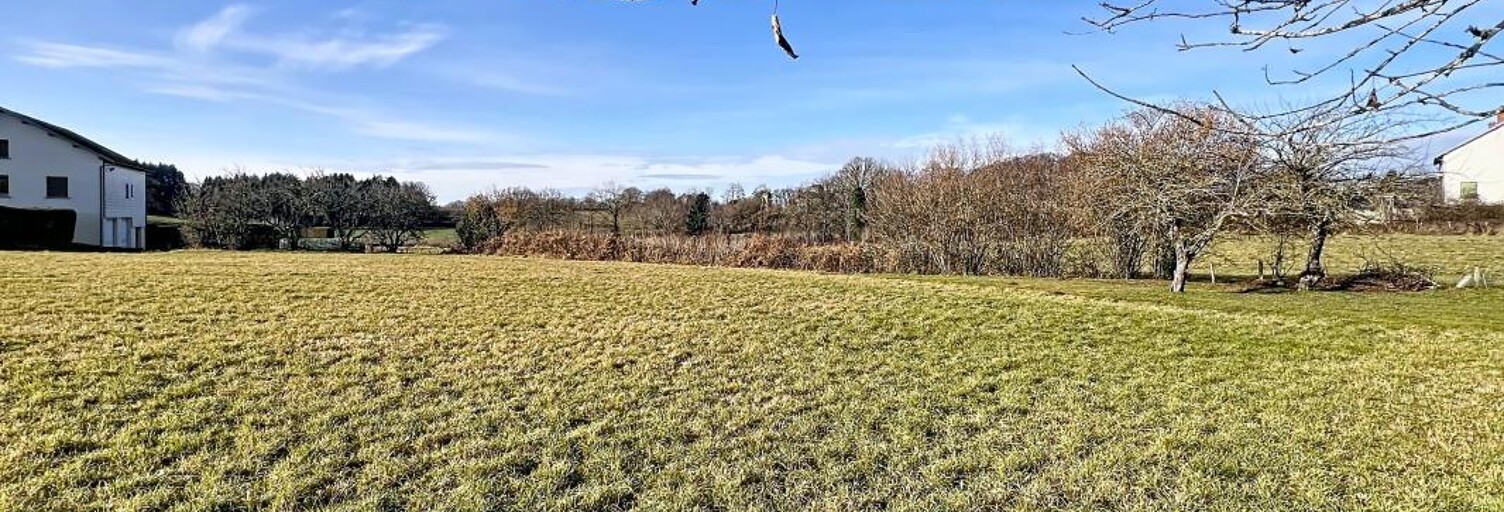 Terrain  1560 m² à vendre à Saint-Gervais-d'Auvergne (63390)