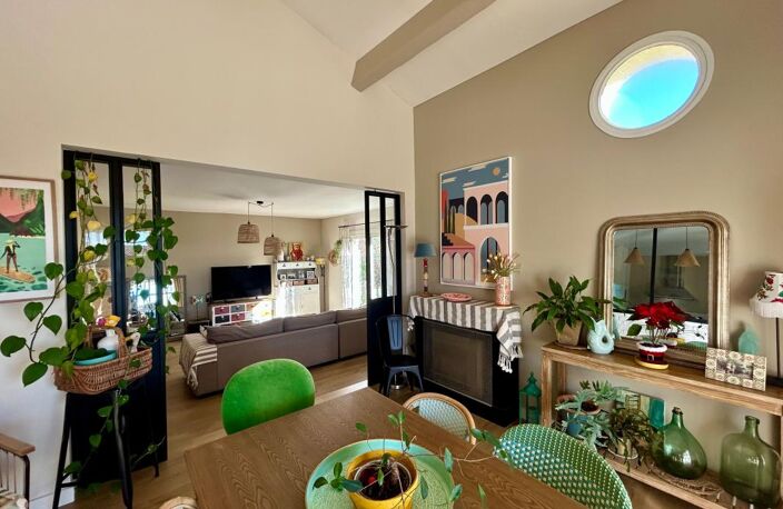 Maison À Vendre - Calme et sans vis-à-vis. Piscine et studio attenant — photo 3