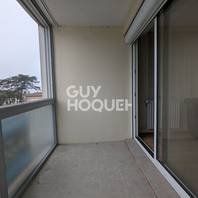 Appartement 2 pièces 890 €