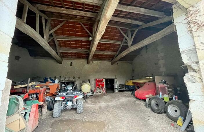 Corps de ferme avec dépendances à rénover — photo 5