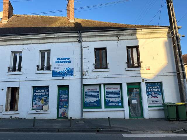 Immeuble atypique à fort potentiel - Usage mixte possible de 180 m² à Valençay (36600) — photo du bien