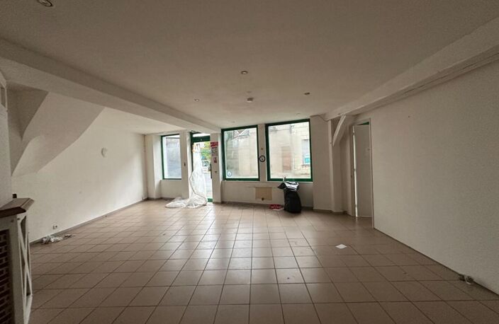 Immeuble atypique à fort potentiel - Usage mixte possible de 180 m² à Valençay (36600) — photo 4
