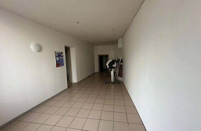 Immeuble atypique à fort potentiel - Usage mixte possible de 180 m² à Valençay (36600) — photo 5