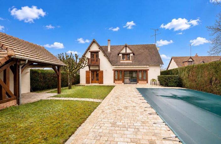 LIEUX UNIQUES ® x PROPRIÉTÉS PRIVÉES PROPOSE TRES BELLE MAISON CONTEMPORAINE DE 195 M² - CELLETTES — photo 3