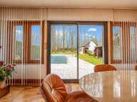 LIEUX UNIQUES ® x PROPRIÉTÉS PRIVÉES PROPOSE TRES BELLE MAISON CONTEMPORAINE DE 195 M² - CELLETTES — photo 4