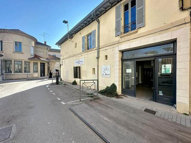 Local Commercial À Vendre, Avignon Intra-Muros, au pied de l'université, 53 m² — photo du bien