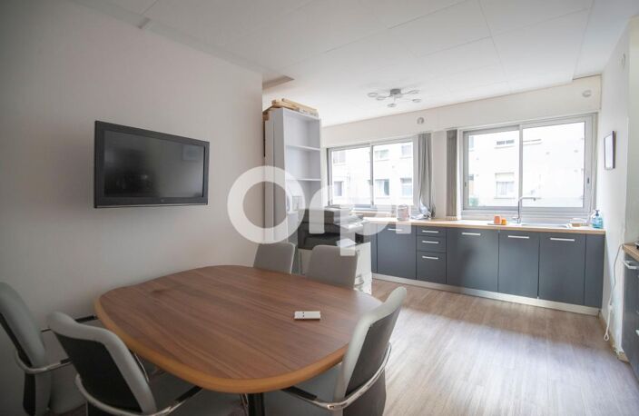 Bel appartement rénové – Place de la République, Limoges — photo 3
