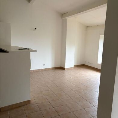 Appartement 3 pièces 540 €