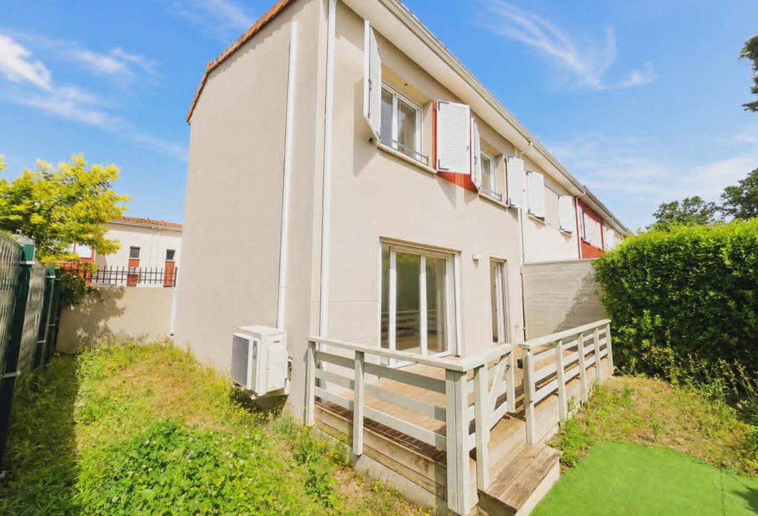 Maison À Vendre - Résidence fermée sécurisée Montfavet — photo 1
