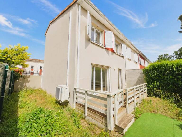 Maison À Vendre - Résidence fermée sécurisée Montfavet — photo 1