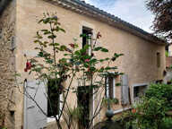 Maison en pierre avec jardin — photo 4